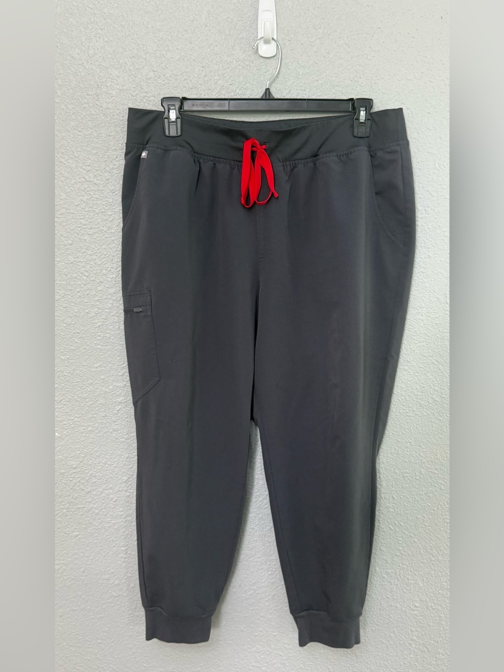 FIGS | High Waisted Zamora Jogger Scrub Pants | Charcoal Grey | Size 3XL/P - Picture 3 of 6